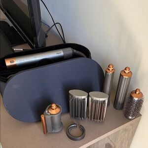 Dyson Hair Styling Set with Copper and Gray